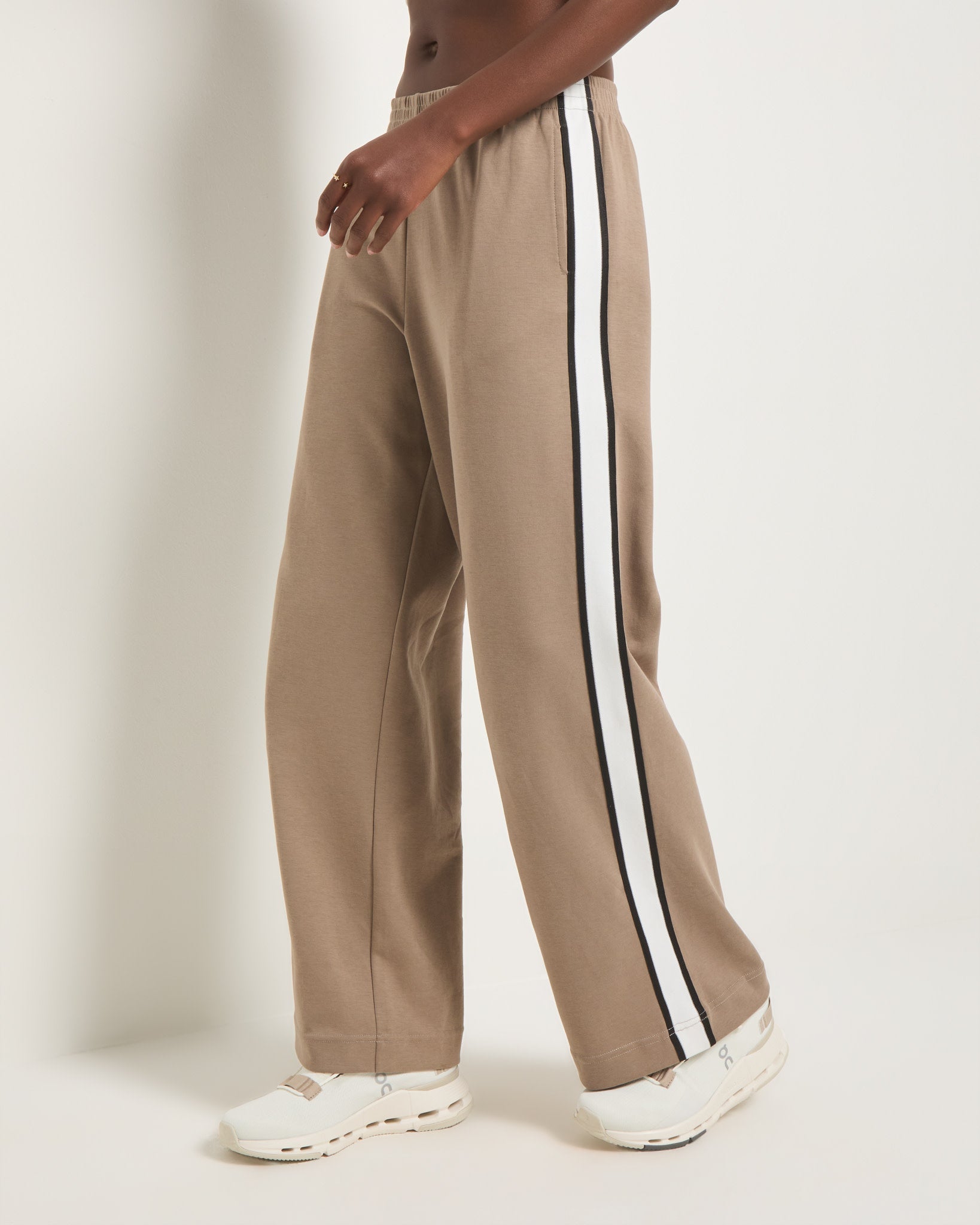 Sand Stone $|& Interval Warm Up Pant - VOF Front