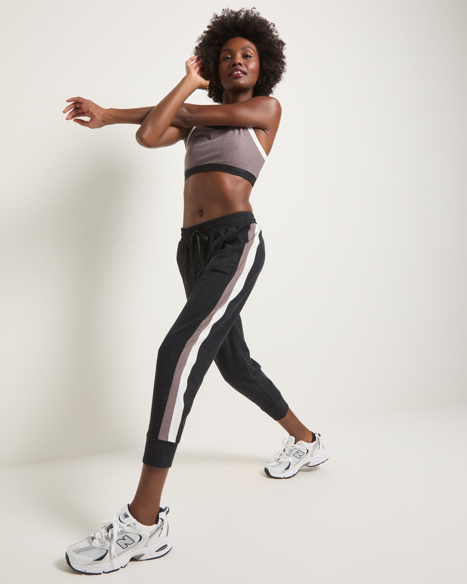 Night Sky $|& Interval FlowHeather Sculpt Let's Play Jogger - UGC On Fig