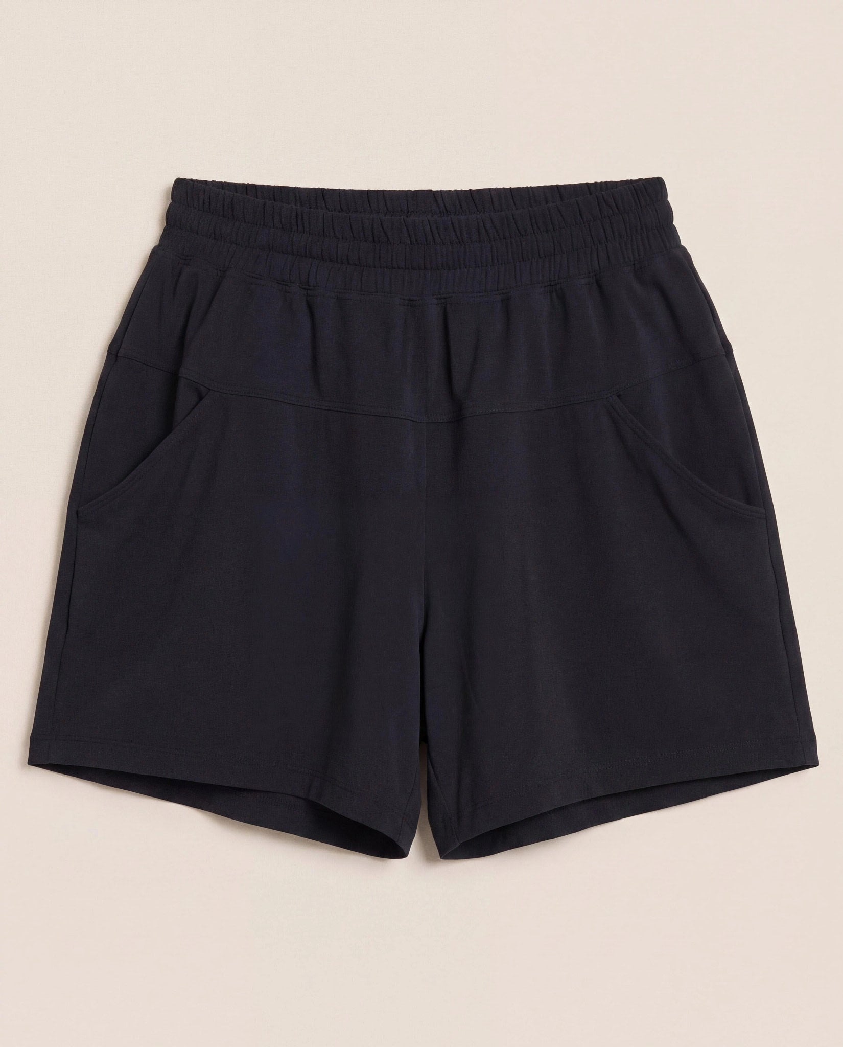Black $|& Interval CloudLight Hot Shot Short - Hanger Detail