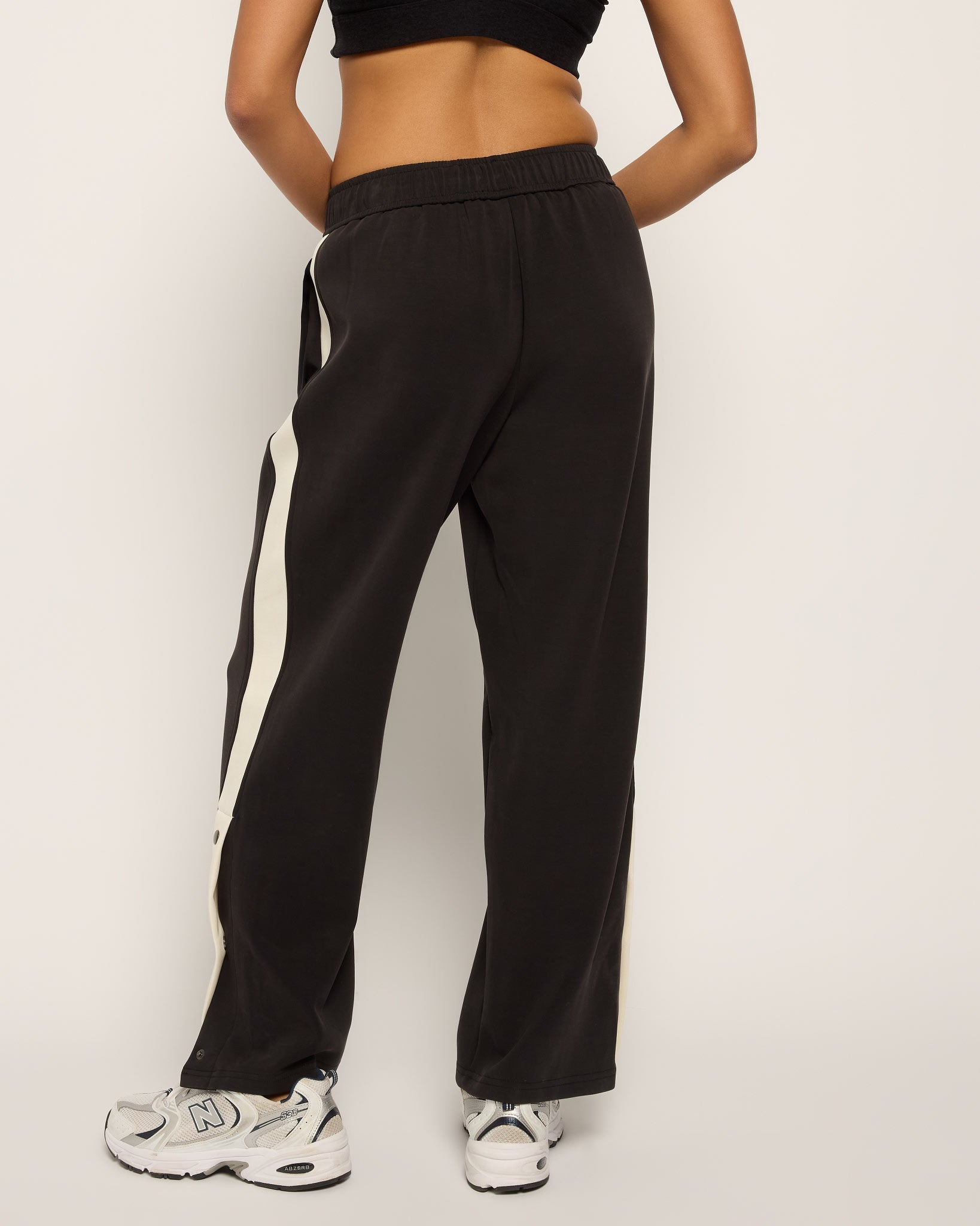 Black $|& Interval Rhythm Pant - SOF Back