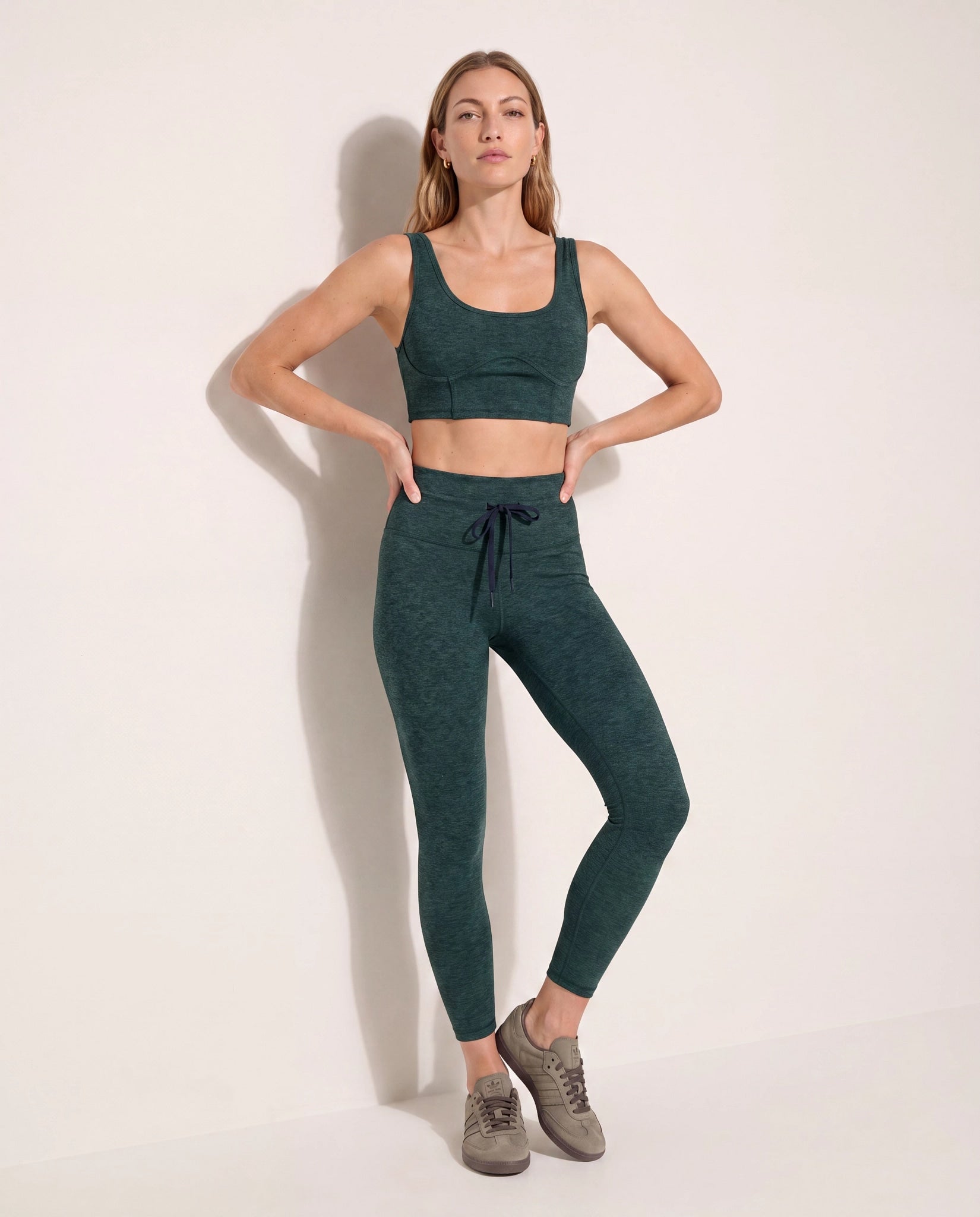 Hunter Green $|& Interval FlowHeather Sculpt Drive Bra - UGC On Fig