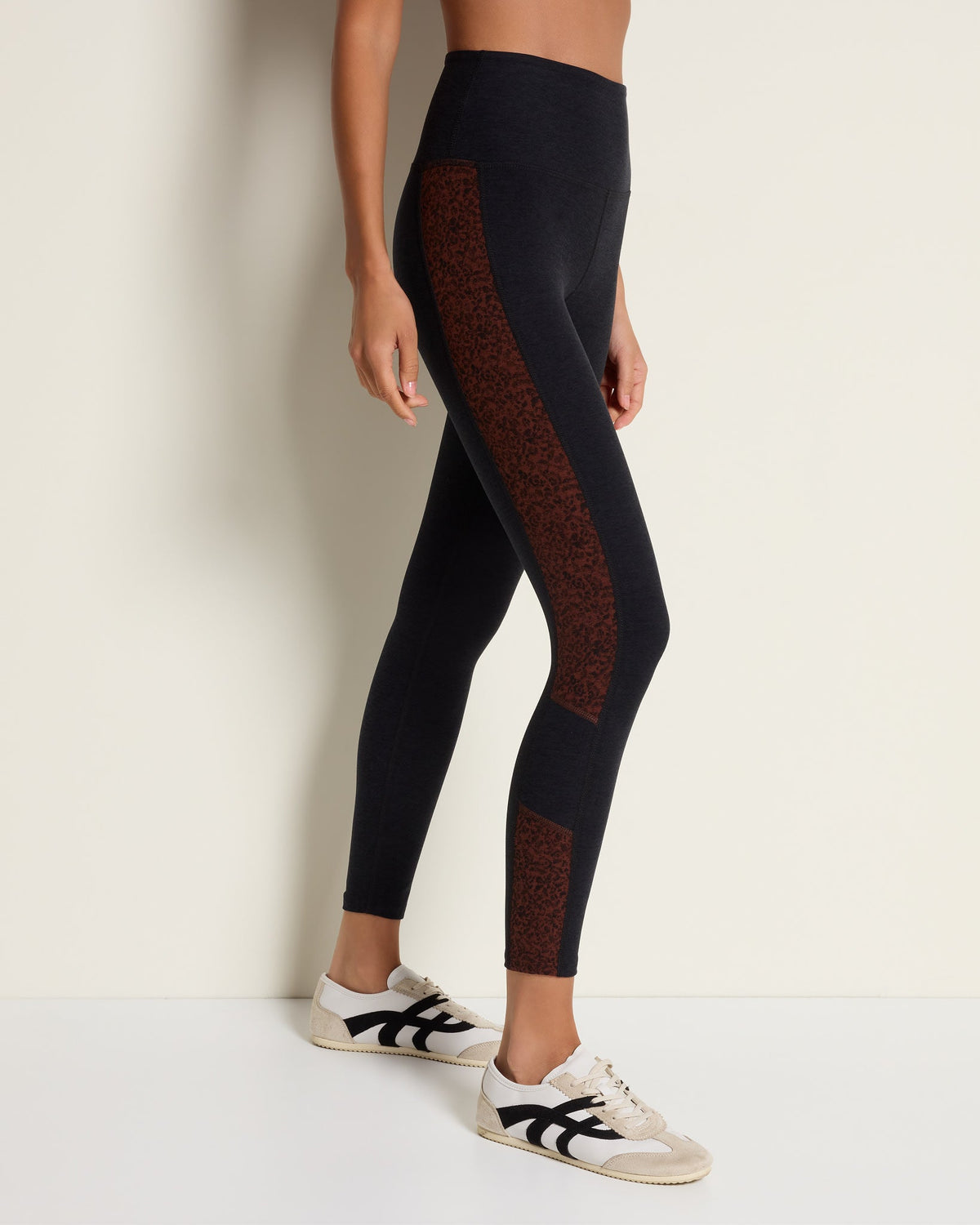 Night Sky Heather/Walnut Leopard Heather $|& Interval FlowHeather Sculpt Radiant Legging - SOF Front