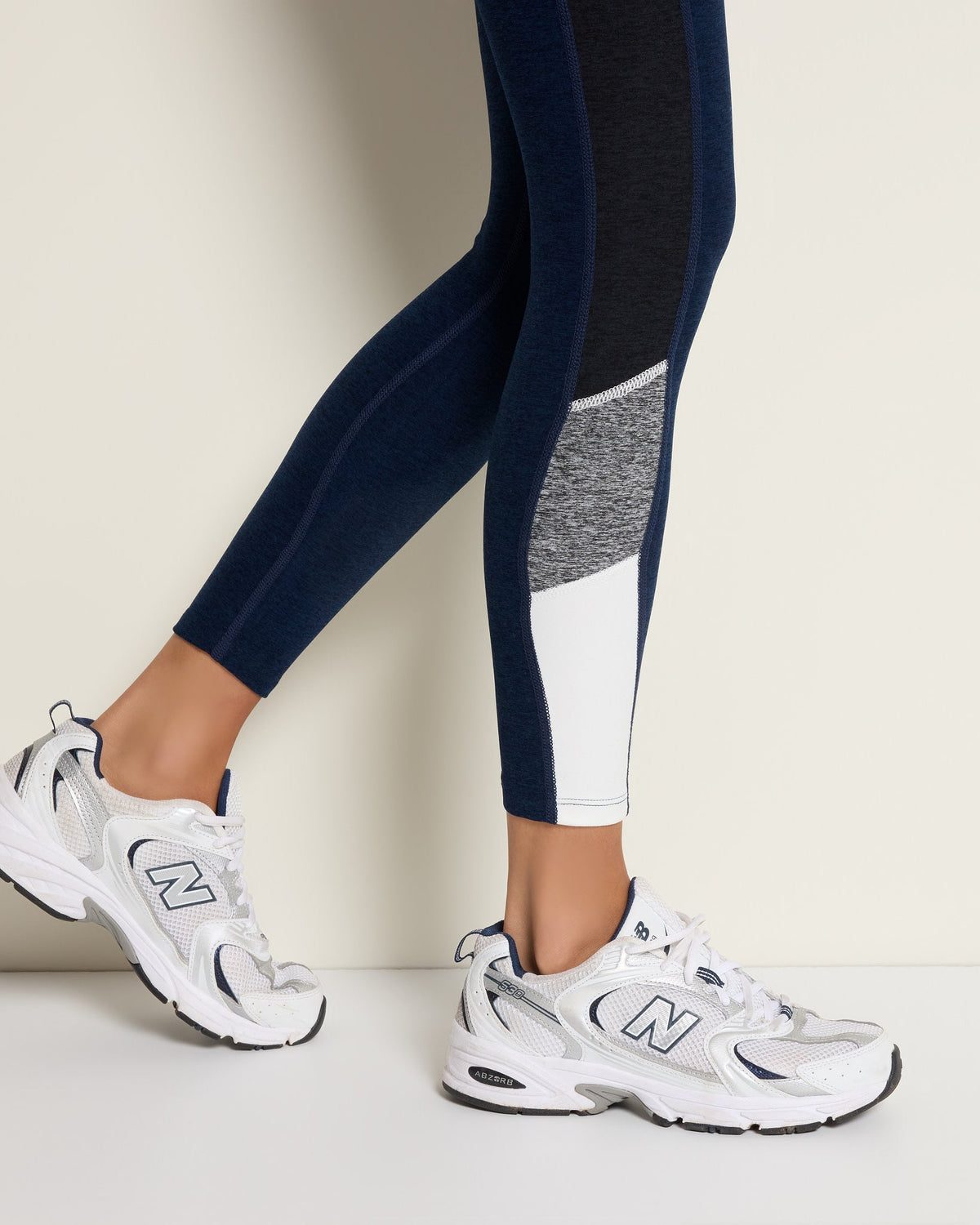 Ink Navy Heather/Night Sky $|& Interval FlowHeather Sculpt Radiant Legging - SOF Full Front