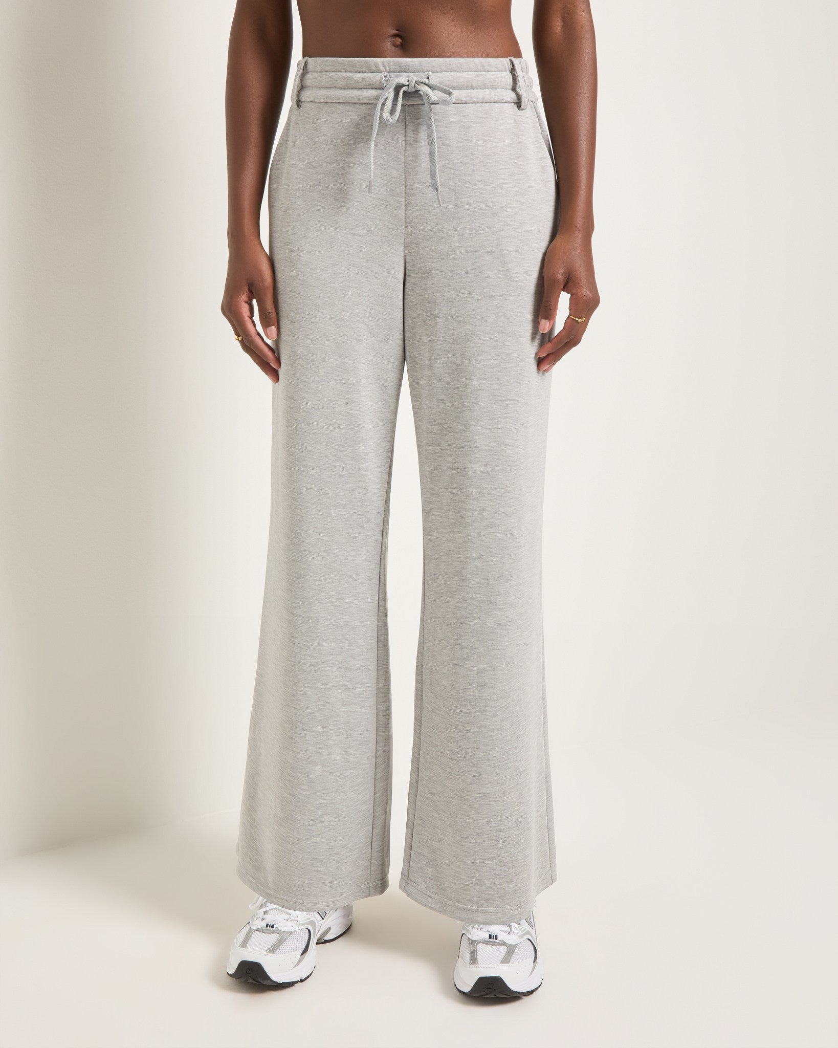 Light Heather Grey $|& Interval Power Move Wide Leg Pant - SOF Front