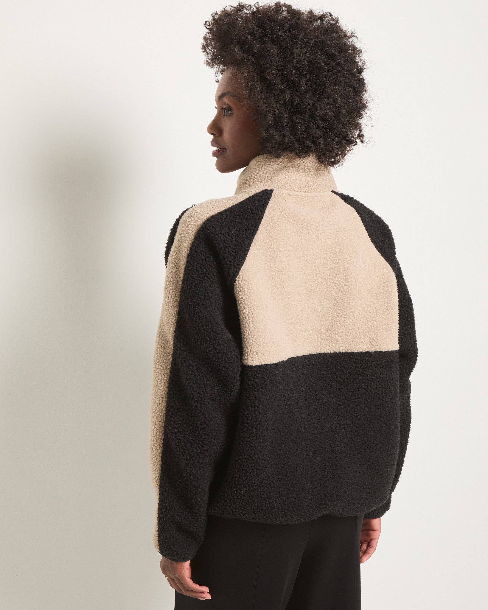 Black $|& Interval Time Out Jacket - SOF Back