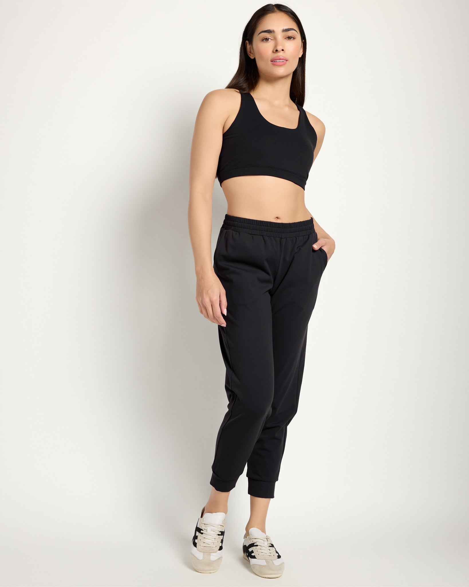 Black $|& Interval CloudLight Revive Jogger - UGC On Fig