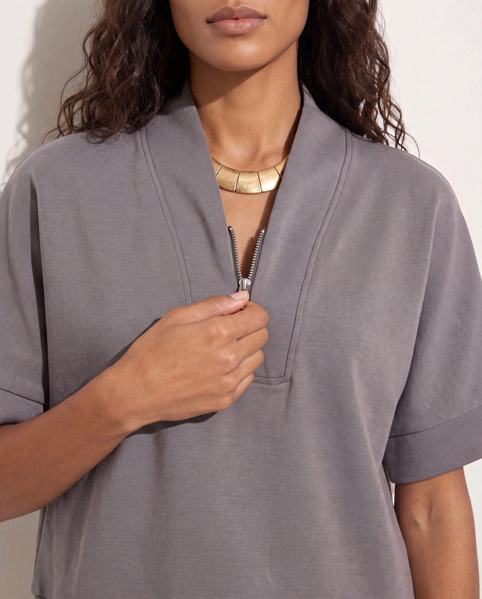 Charcoal $|& Interval Ridley Quarter Zip - SOF Full Front