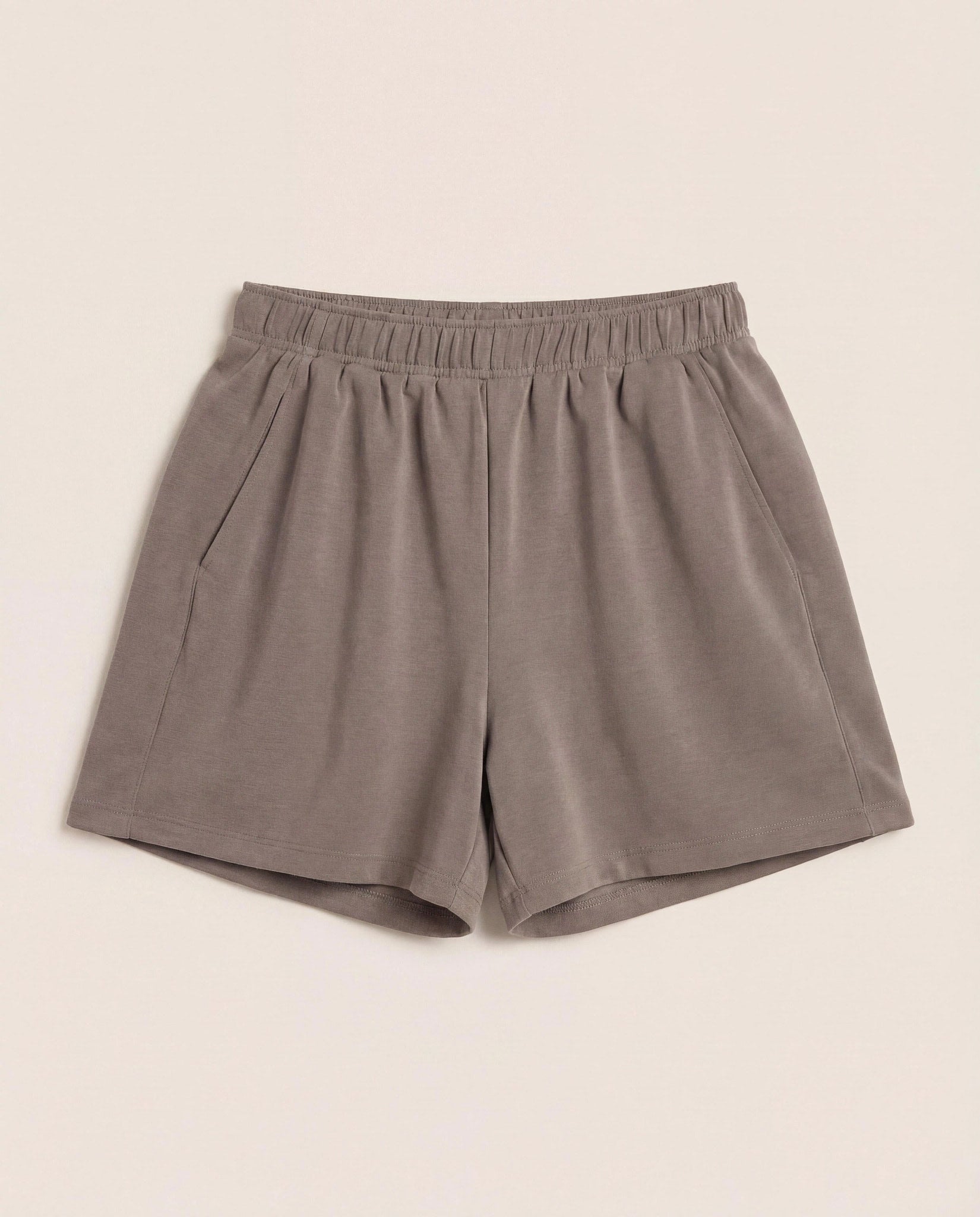 Charcoal $|& Interval Ridley Short - Hanger Detail
