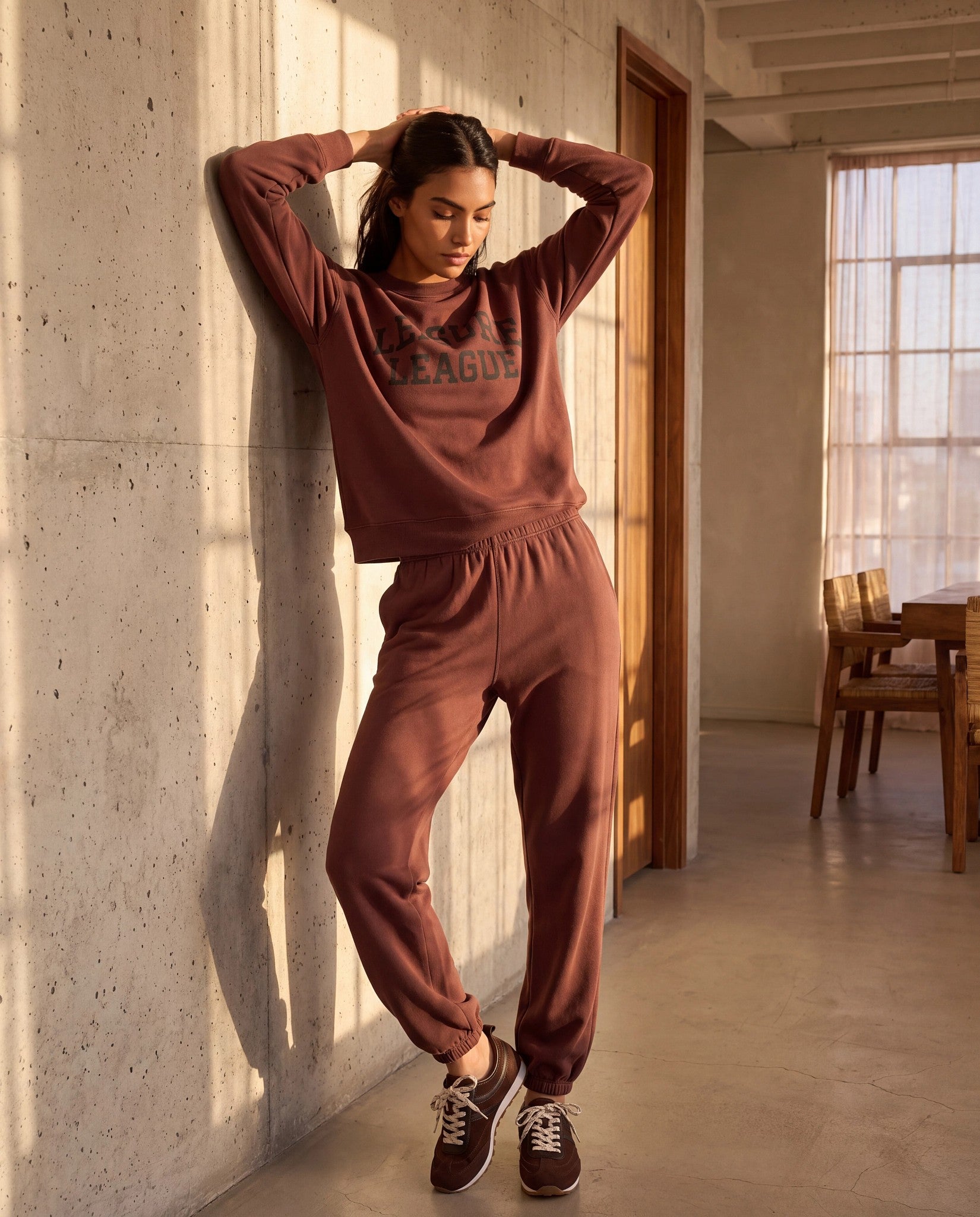 Walnut $|& Interval New Fleece Iris Jogger - SOF Side